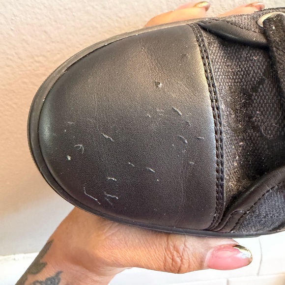 Gucci Black Sneakers - Picture 9 of 9